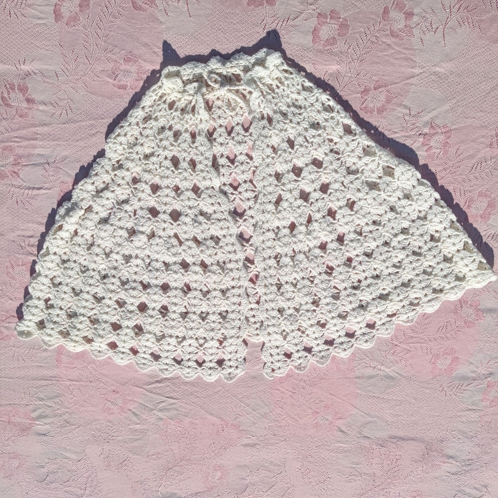 Vintage Handmade Crochet Poncho Cape Women's White Cottage Cardigan Shawl Knit
